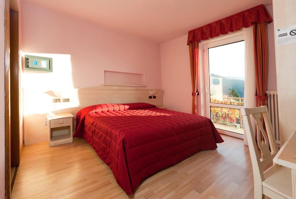 Hotel Rosalpina Folgaria Exteriér fotografie