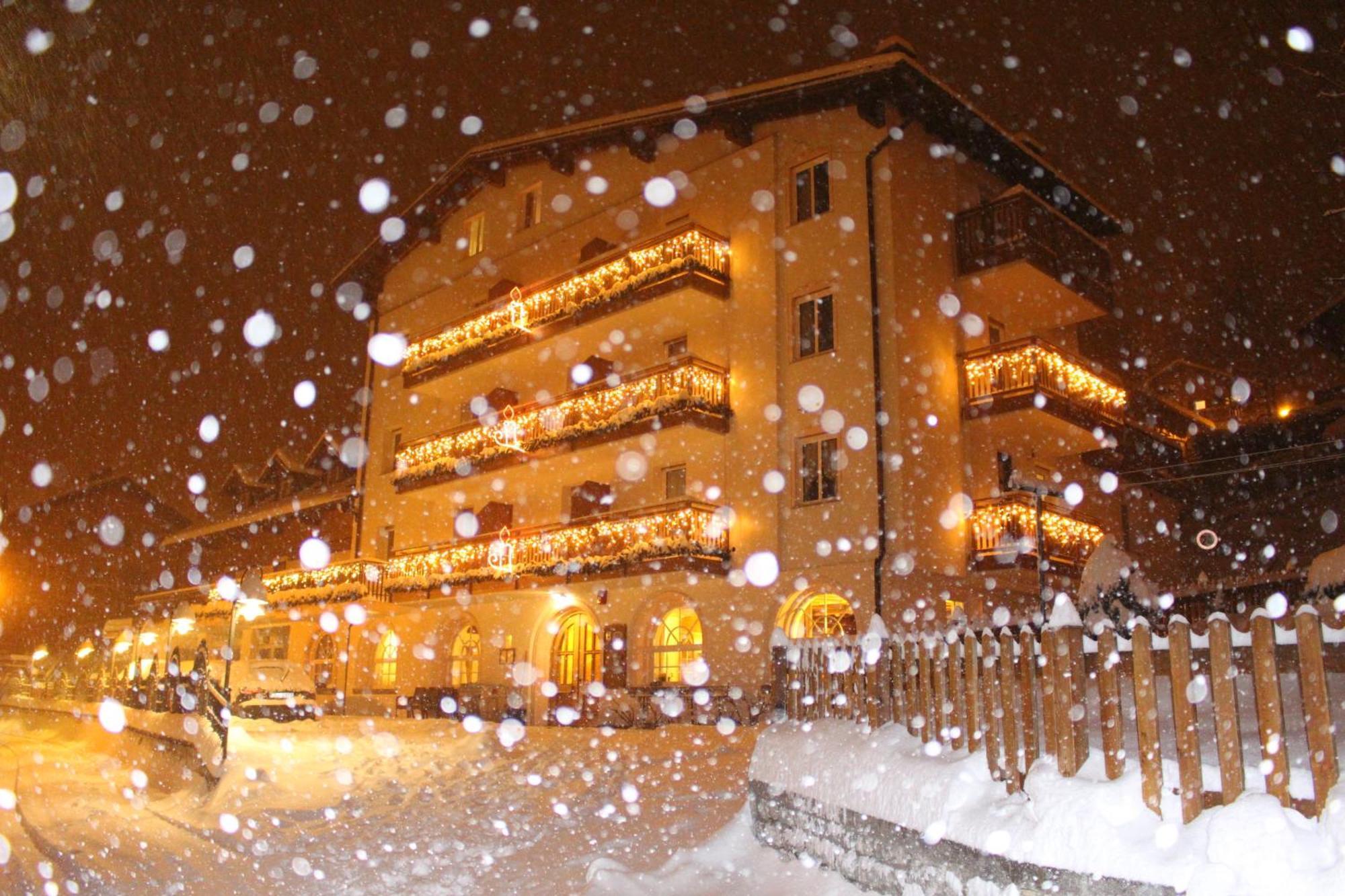 Hotel Rosalpina Folgaria Exteriér fotografie